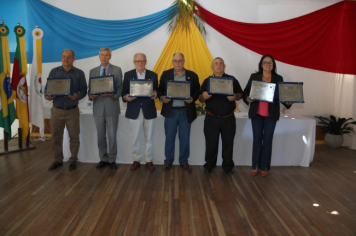 Foto - SESSÃO SOLENE - HOMENAGENS E CONCESSÃO DE TÍTULOS HONORÍFICOS