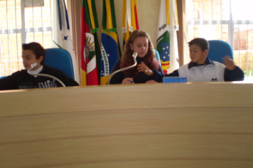 Foto - Sessão de Instalação da Câmara Mirim e Eleição da Mesa Diretora - 25/08/2011