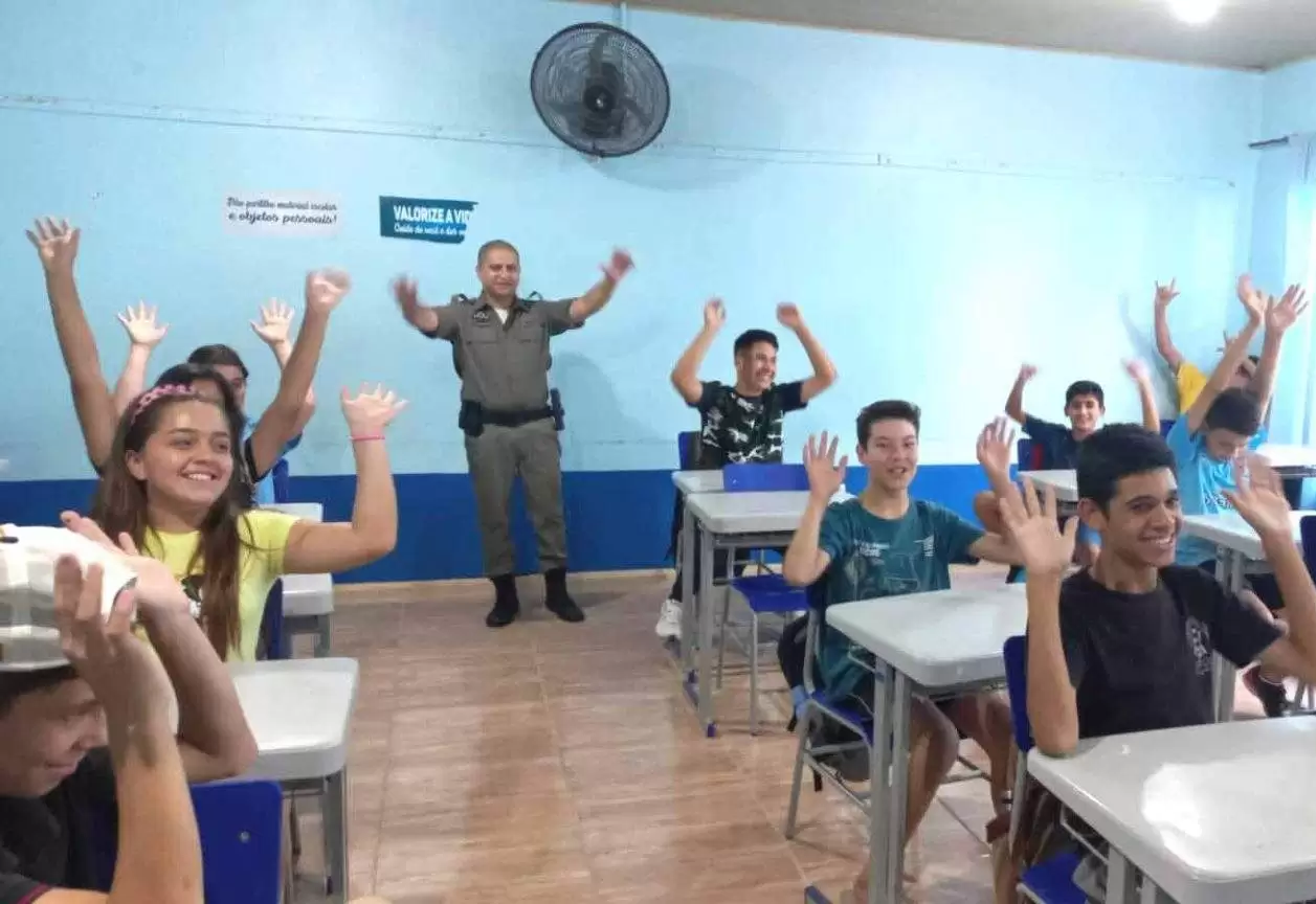 Brigada Militar inicia aulas do Proerd em Quevedos